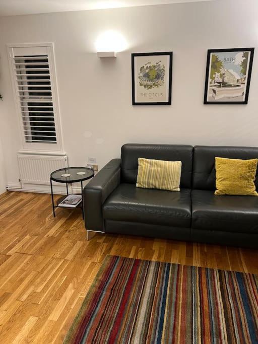 ***Spotless, Bright 1 Double Bed Apartment*** Bath Ngoại thất bức ảnh